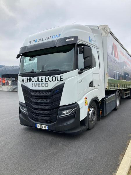 Iveco S-WAY 460 - Xe đầu kéo: hình 1 Iveco S-WAY 460 - Xe đầu kéo: hình 1