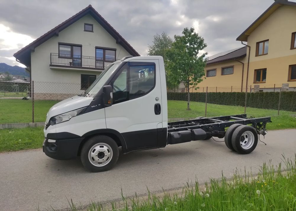 Iveco DAILY 35c14 2.3 hpi rama do zabudowy, - Xe tải khung gầm: hình 5 Iveco DAILY 35c14 2.3 hpi rama do zabudowy, - Xe tải khung gầm: hình 5