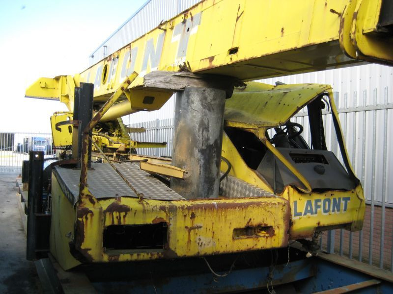 Grove AT 400 for parts - Cẩu bánh lốp: hình 1 Grove AT 400 for parts - Cẩu bánh lốp: hình 1