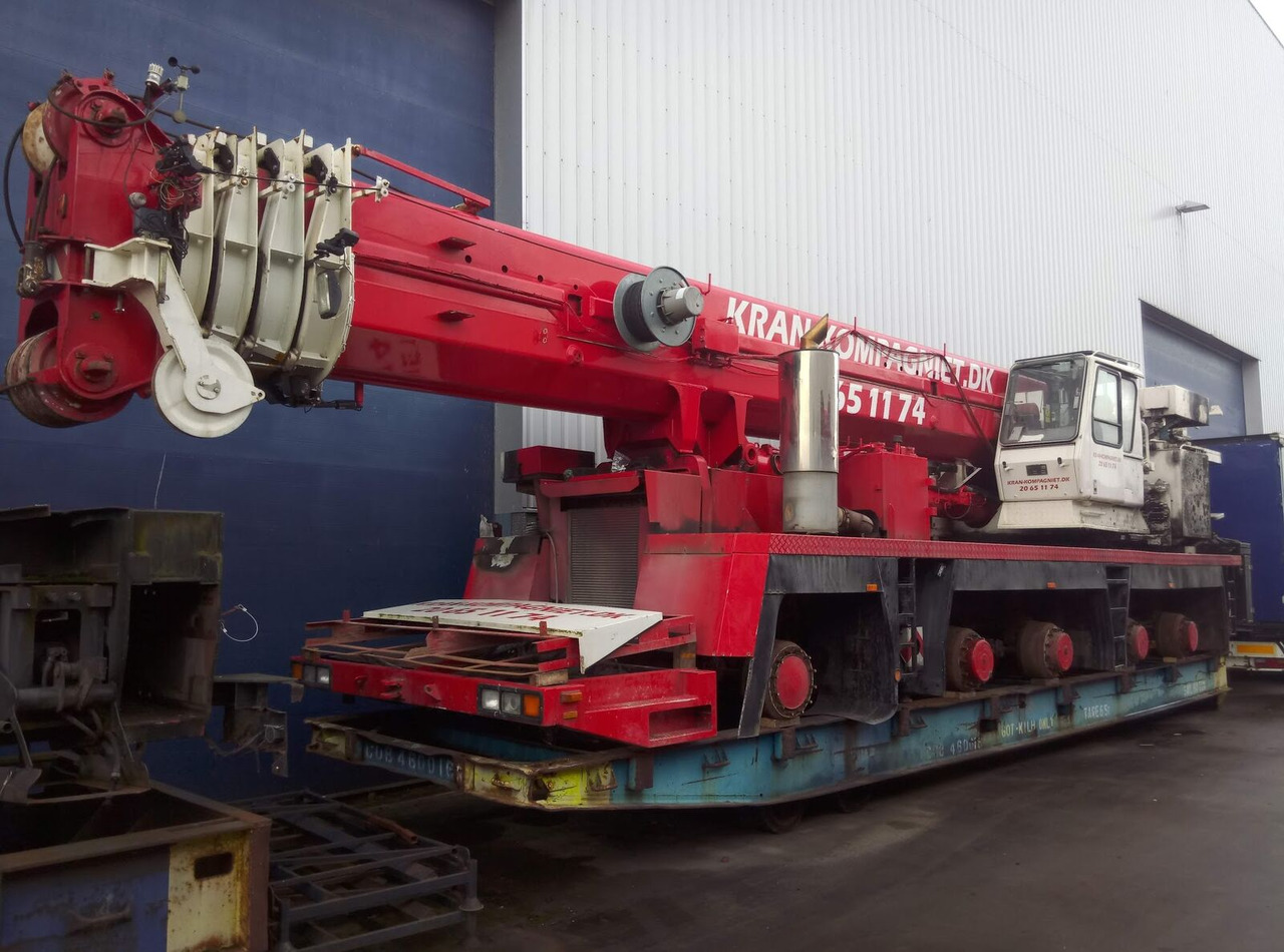 Grove GMK 5100 for parts - Cẩu bánh lốp: hình 4 Grove GMK 5100 for parts - Cẩu bánh lốp: hình 4