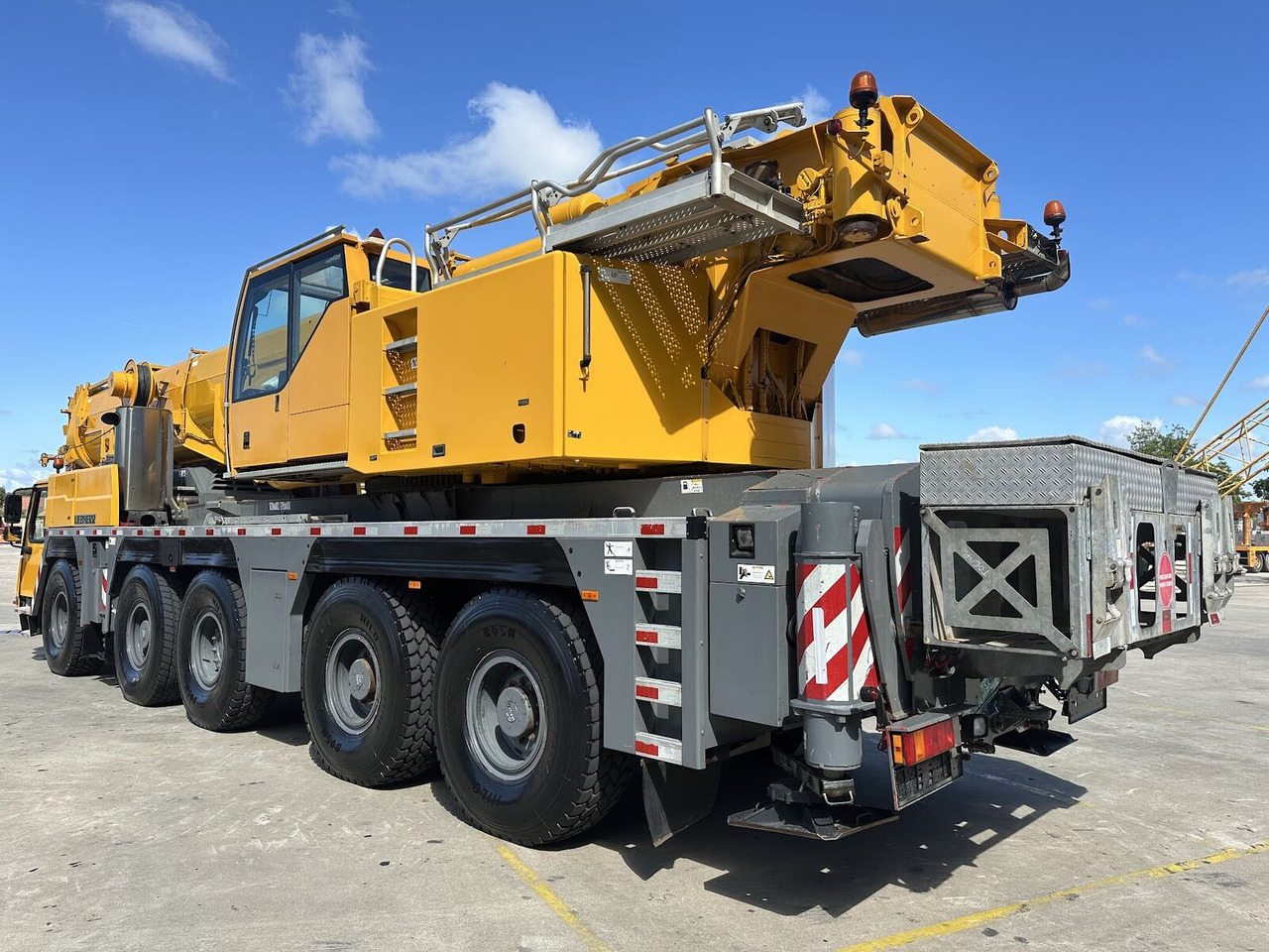 Liebherr Liebherr LTM 1200-5.1 - Cẩu bánh lốp: hình 4 Liebherr Liebherr LTM 1200-5.1 - Cẩu bánh lốp: hình 4