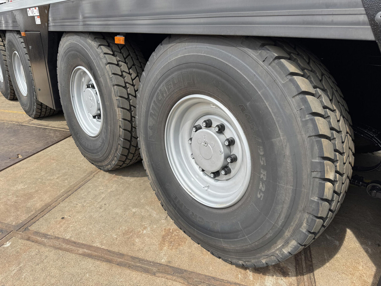 Liebherr Liebherr LTM 1230-5.1 - Cẩu bánh lốp: hình 5 Liebherr Liebherr LTM 1230-5.1 - Cẩu bánh lốp: hình 5