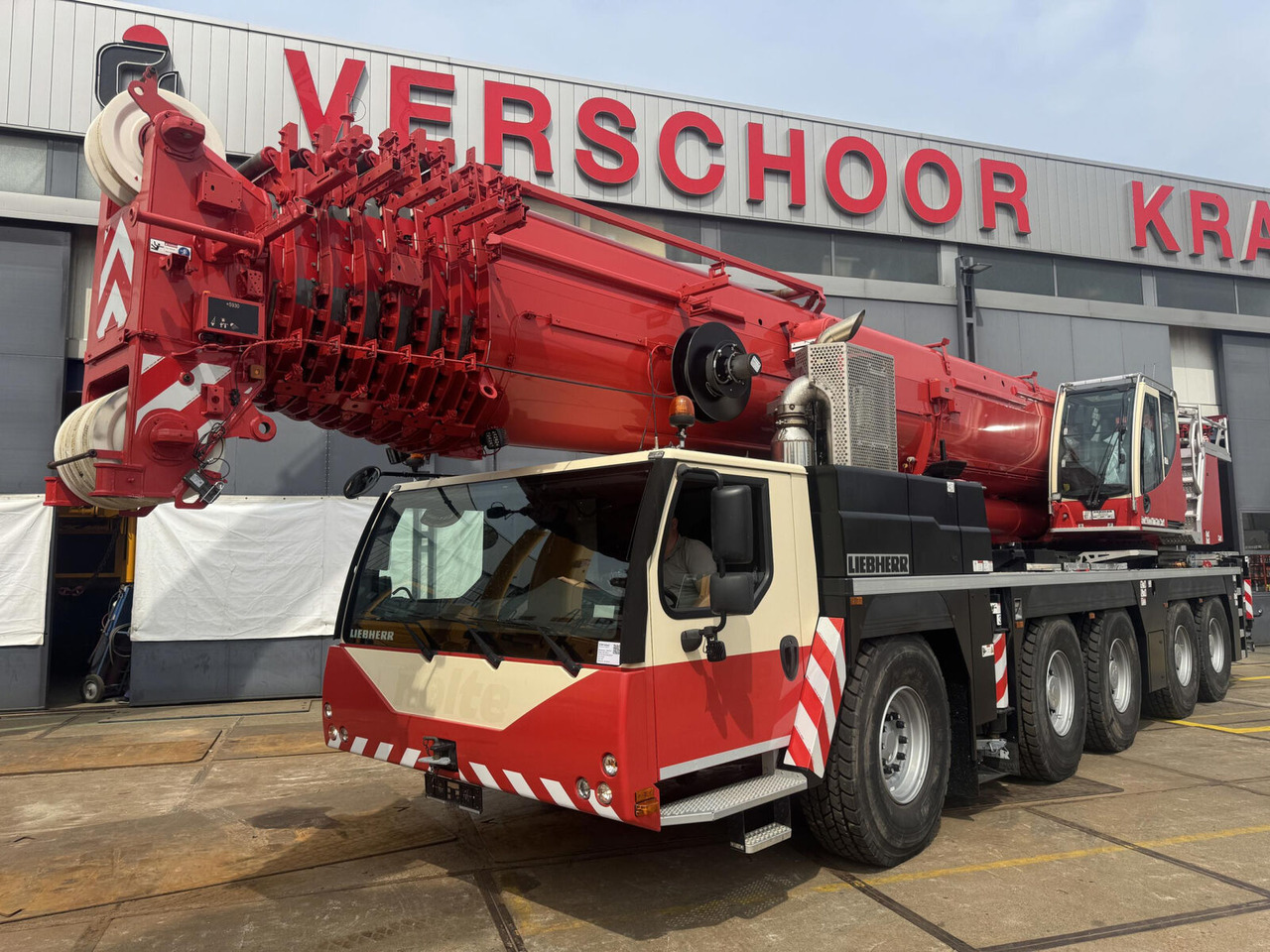 Liebherr Liebherr LTM 1230-5.1 - Cẩu bánh lốp: hình 4 Liebherr Liebherr LTM 1230-5.1 - Cẩu bánh lốp: hình 4