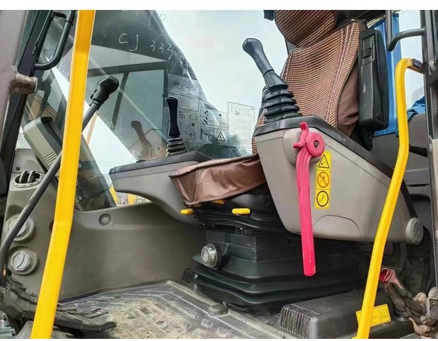 2024 Volvo EC220 - Máy xúc bánh xích: hình 5 2024 Volvo EC220 - Máy xúc bánh xích: hình 5