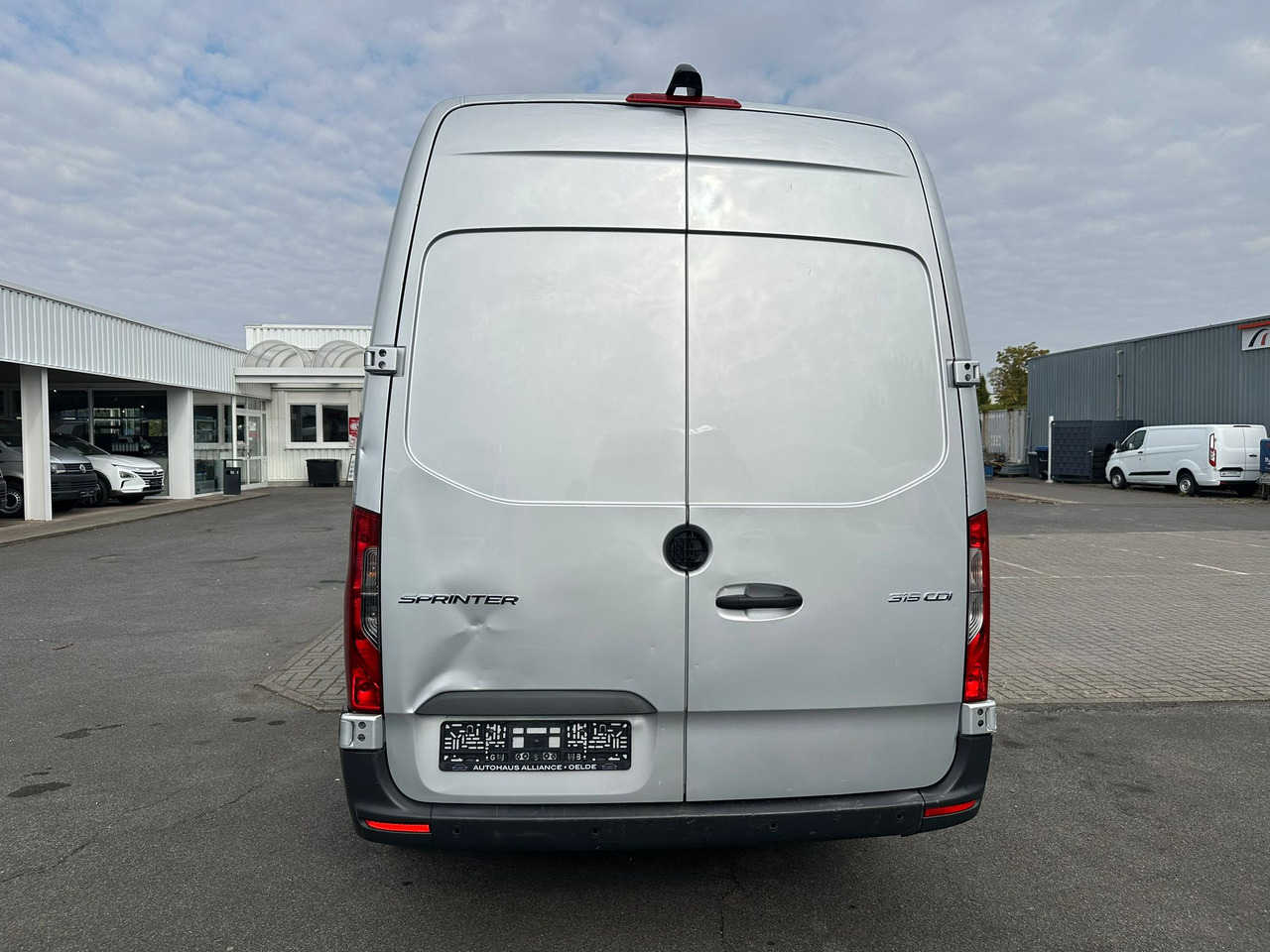 MERCEDES-BENZ Sprinter - Xe van chở hàng: hình 4 MERCEDES-BENZ Sprinter - Xe van chở hàng: hình 4