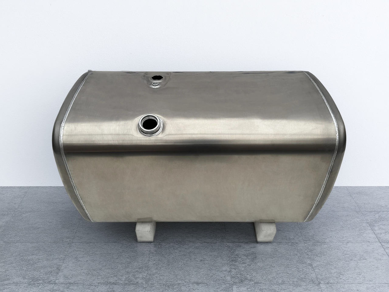 SCANIA - Bình nhiên liệu: hình 1 SCANIA - Bình nhiên liệu: hình 1