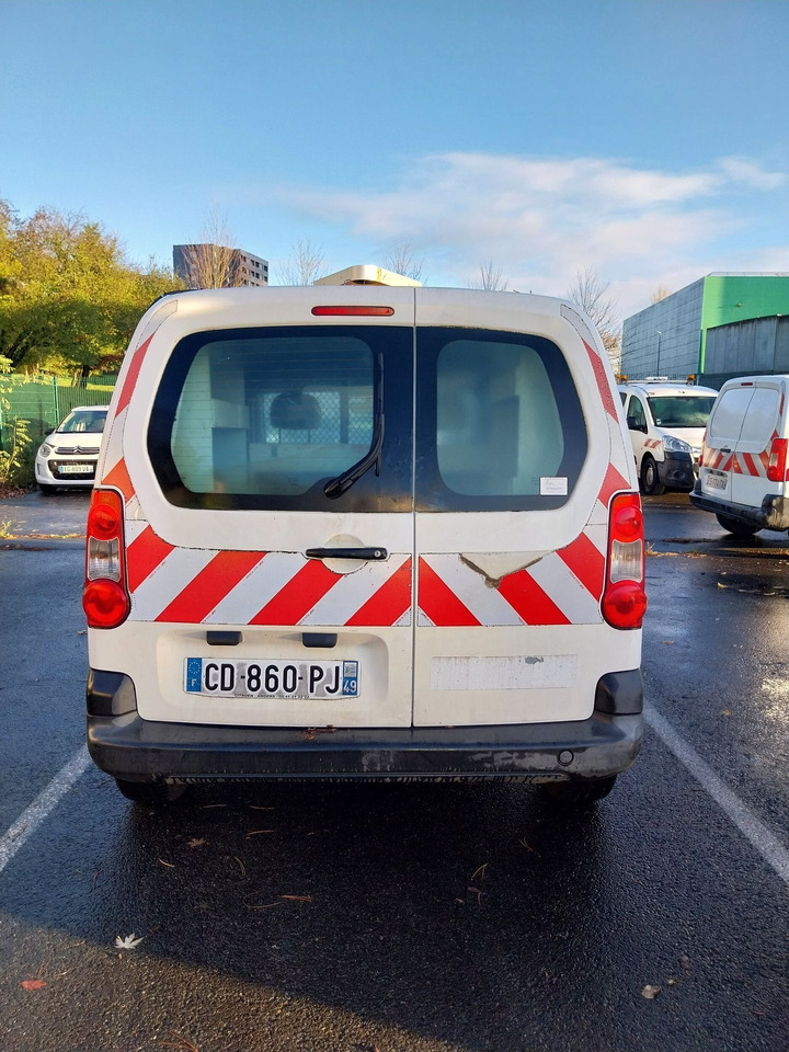 Citroën Berlingo PH2 Diesel. Contrôle technique défavorable pour défaillances majeures. VEHICULE VENDU EN L'ETAT, AUCUNE GARANTIE (il peut y avoir des problèmes mécanique non connus). - Xe hơi: hình 3 Citroën Berlingo PH2 Diesel. Contrôle technique défavorable pour défaillances majeures. VEHICULE VENDU EN L'ETAT, AUCUNE GARANTIE (il peut y avoir des problèmes mécanique non connus). - Xe hơi: hình 3
