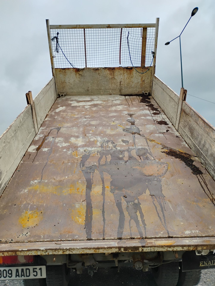 Renault Midlum 909AAD51- Disponible à compter du 19 /11/2025. Camion benne 13T-Moteur remplacé en 2021 ( environ 120 000km). Usure importante de la benne, oxydation de fer globale apparente - Norme Eu - Xe ben: hình 2 Renault Midlum 909AAD51- Disponible à compter du 19 /11/2025. Camion benne 13T-Moteur remplacé en 2021 ( environ 120 000km). Usure importante de la benne, oxydation de fer globale apparente - Norme Eu - Xe ben: hình 2