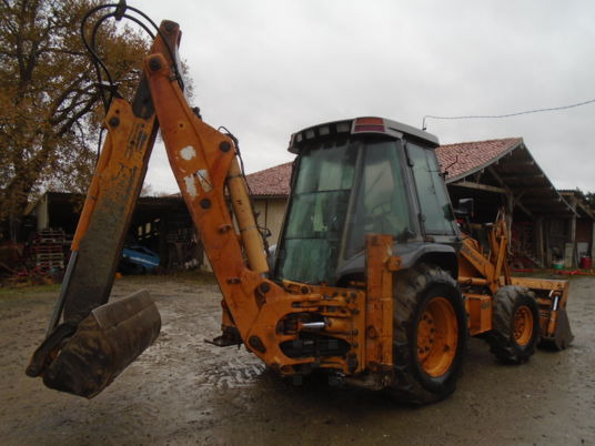 Case 580 super LE - Máy xúc trước múc sau: hình 4 Case 580 super LE - Máy xúc trước múc sau: hình 4
