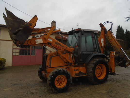 Case 580 super LE - Máy xúc trước múc sau: hình 5 Case 580 super LE - Máy xúc trước múc sau: hình 5