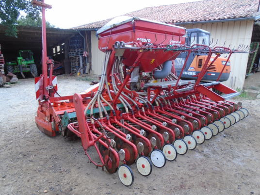 Kverneland das + Kuhn herse rotative - Máy gieo hạt liên hợp: hình 1 Kverneland das + Kuhn herse rotative - Máy gieo hạt liên hợp: hình 1