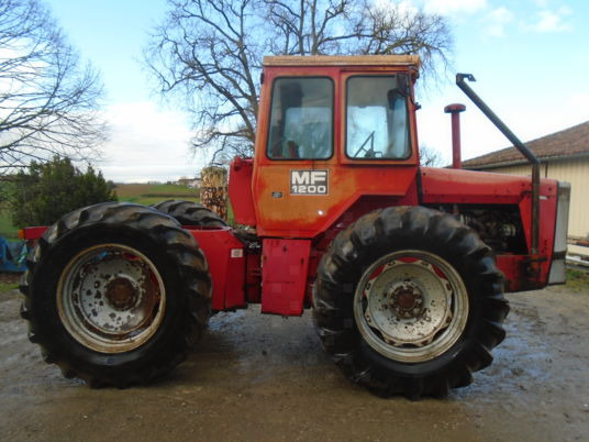 Massey Ferguson 1200 - Máy cày: hình 2 Massey Ferguson 1200 - Máy cày: hình 2