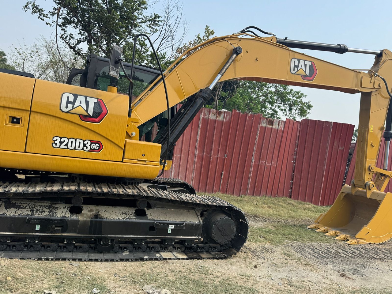CATERPILLAR 323GC - Máy xúc bánh xích: hình 4 CATERPILLAR 323GC - Máy xúc bánh xích: hình 4