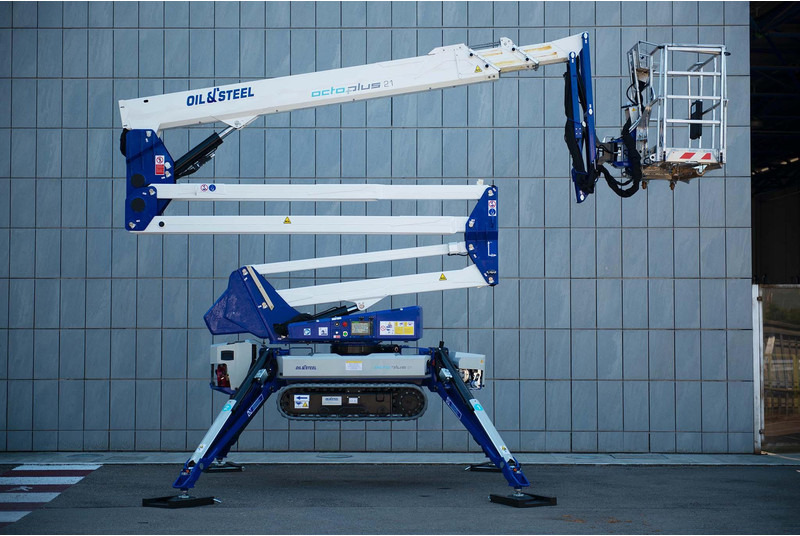 Oil & Steel Octoplus 21 - Nền bục trên không: hình 1 Oil & Steel Octoplus 21 - Nền bục trên không: hình 1
