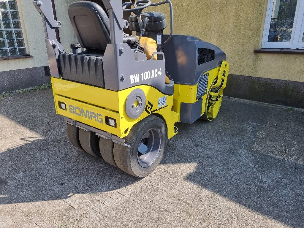 Bomag BW 100 AC-4 - Xe lu kết hợp: hình 3 Bomag BW 100 AC-4 - Xe lu kết hợp: hình 3
