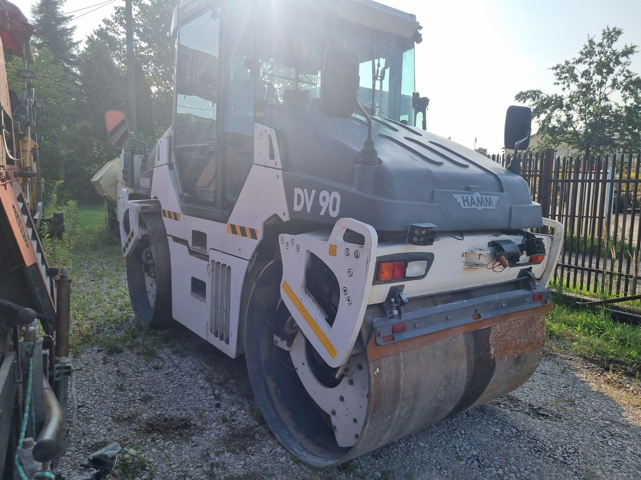 HAMM DV 90 VV - Máy lăn đường: hình 1 HAMM DV 90 VV - Máy lăn đường: hình 1