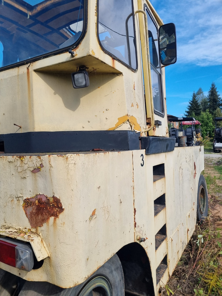 Stavostroj GRW 101 - Máy lăn khí nén: hình 5 Stavostroj GRW 101 - Máy lăn khí nén: hình 5