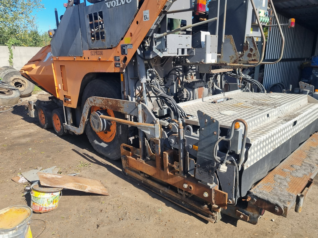 VOLVO TITAN 6870 - Máy lát nhựa đường: hình 4 VOLVO TITAN 6870 - Máy lát nhựa đường: hình 4