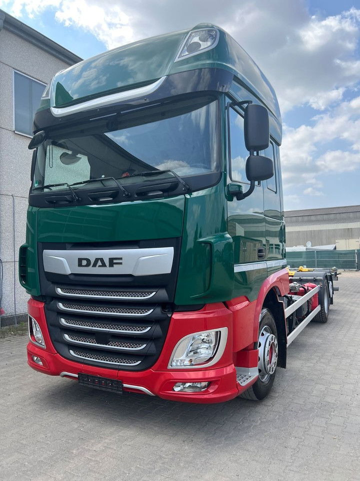 DAF XF 480 FAN SSC BDF C715/745 + Intarder + 2x Tank - Xe chở container/ Xe tải hoán đổi thân: hình 4 DAF XF 480 FAN SSC BDF C715/745 + Intarder + 2x Tank - Xe chở container/ Xe tải hoán đổi thân: hình 4