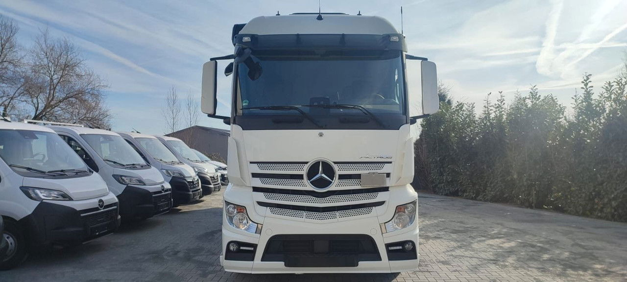 Mercedes-Benz Actros 1843 1843-Koffer LBW Voll-Luft-gefedert Vermietung möglich - Xe tải hộp: hình 2 Mercedes-Benz Actros 1843 1843-Koffer LBW Voll-Luft-gefedert Vermietung möglich - Xe tải hộp: hình 2