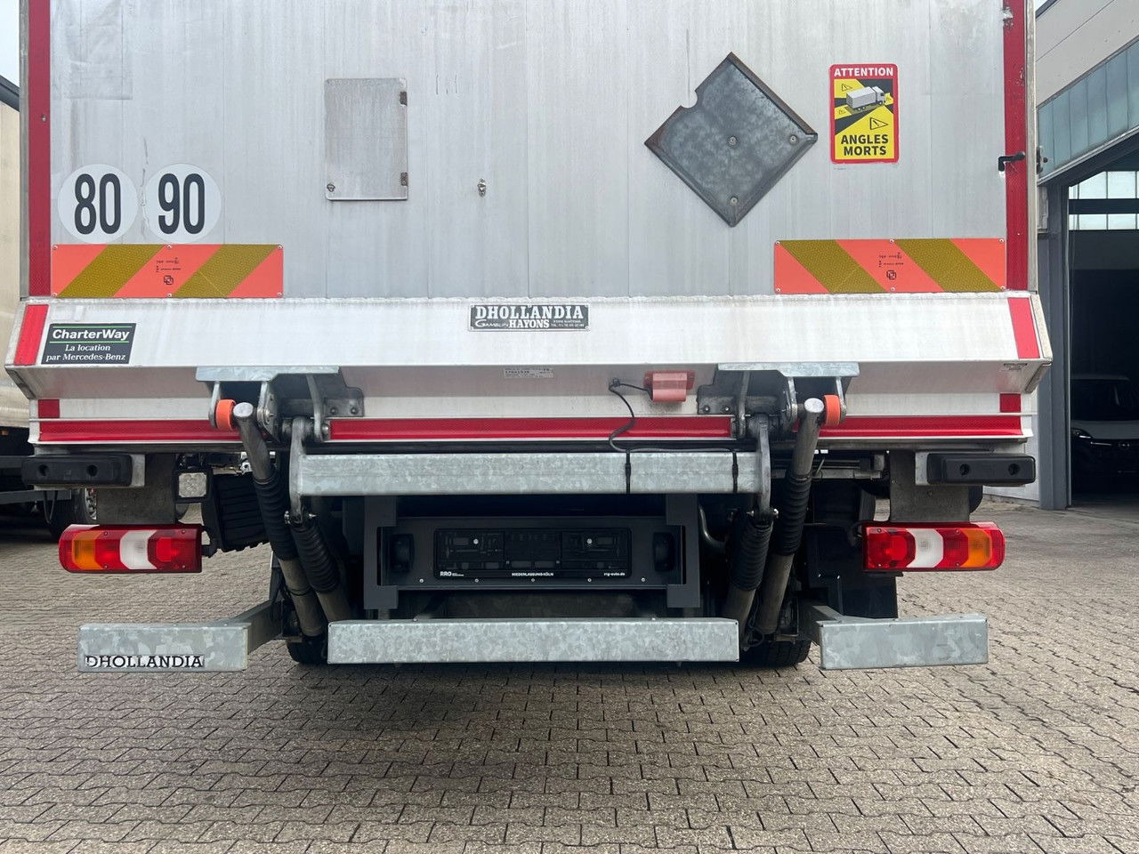 Mercedes-Benz Atego 1218 L Classic-Vermietung möglich-ADR-LBW - Xe tải hộp: hình 4 Mercedes-Benz Atego 1218 L Classic-Vermietung möglich-ADR-LBW - Xe tải hộp: hình 4