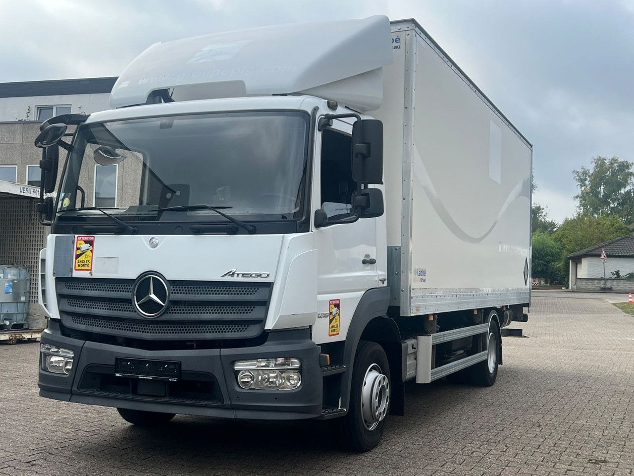 Mercedes-Benz Atego 1218 L Classic-Vermietung möglich-ADR-LBW - Xe tải hộp: hình 2 Mercedes-Benz Atego 1218 L Classic-Vermietung möglich-ADR-LBW - Xe tải hộp: hình 2