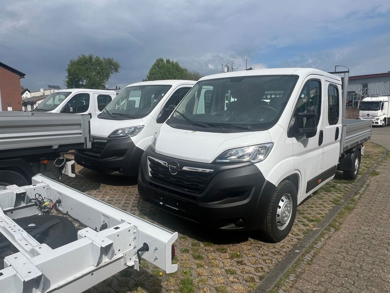 Opel Movano DoKa Kipper-Pritsche- L3H2 3,5t Edition Vermietung möglich - Xe ben nhỏ, Xe tải van: hình 5 Opel Movano DoKa Kipper-Pritsche- L3H2 3,5t Edition Vermietung möglich - Xe ben nhỏ, Xe tải van: hình 5