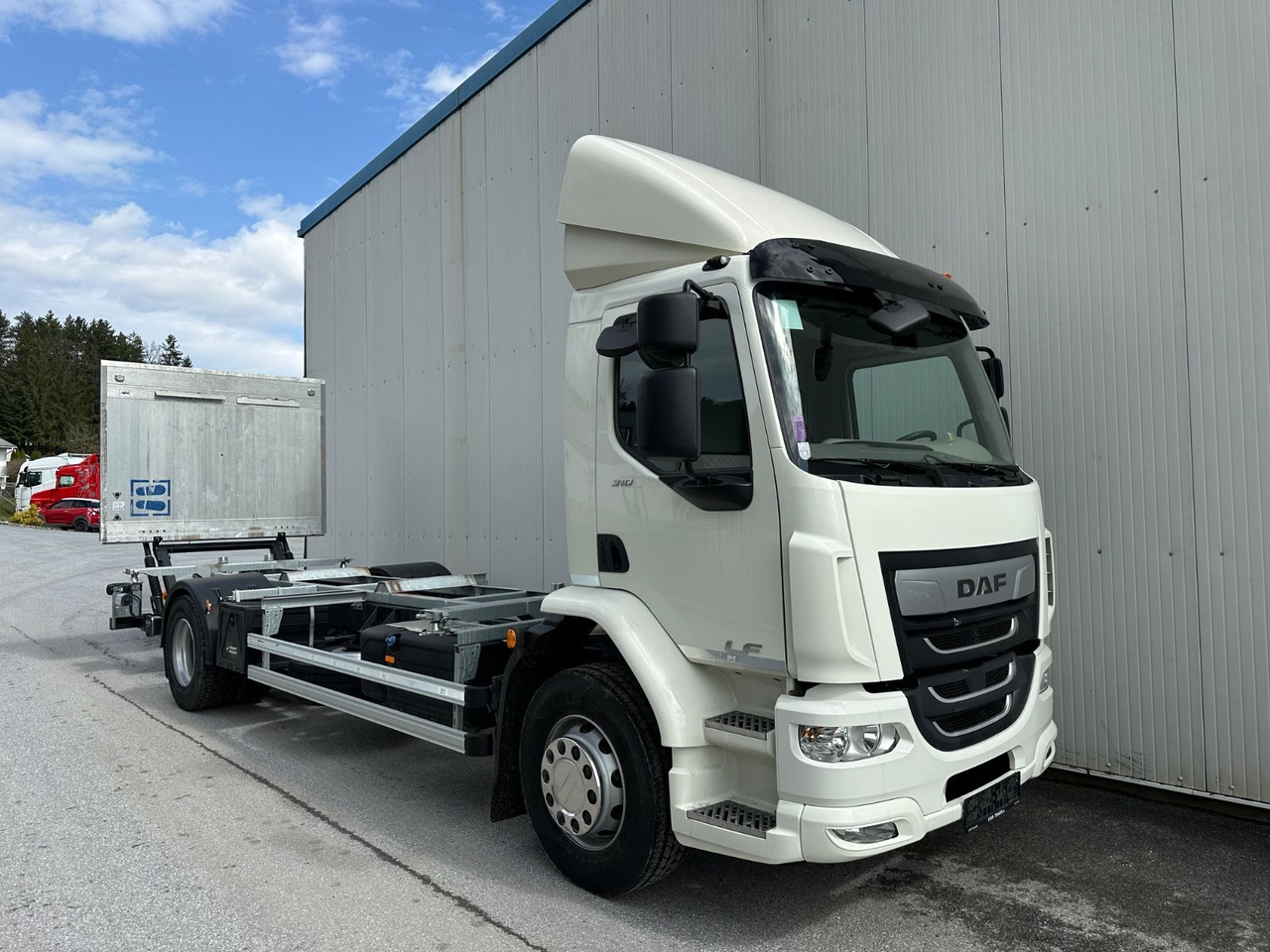 DAF LF 310 8G LBW Bär2T 3J-Garatnie DAF LF 310 8G LBW Bär2T 3J-Garatnie - Xe chở container/ Xe tải hoán đổi thân: hình 2 DAF LF 310 8G LBW Bär2T 3J-Garatnie DAF LF 310 8G LBW Bär2T 3J-Garatnie - Xe chở container/ Xe tải hoán đổi thân: hình 2
