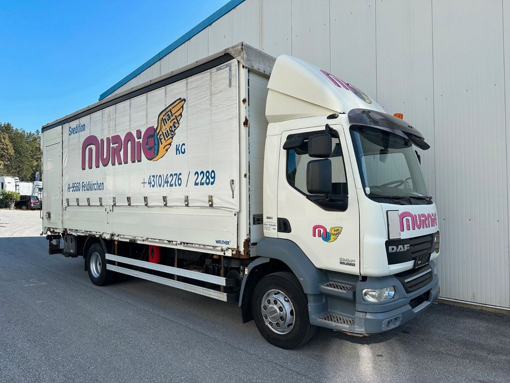 DAF LF 55-220 EEV Edscha LBW - Xe tải thùng mui bạt: hình 1 DAF LF 55-220 EEV Edscha LBW - Xe tải thùng mui bạt: hình 1
