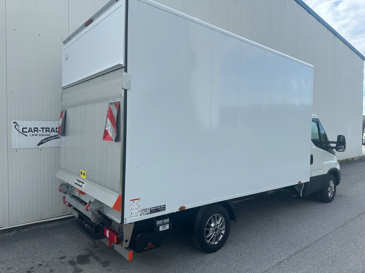 Iveco Daily 35S14 8g HiMatic LBW Mod 2025 - Xe tải nhỏ thùng kín: hình 4 Iveco Daily 35S14 8g HiMatic LBW Mod 2025 - Xe tải nhỏ thùng kín: hình 4