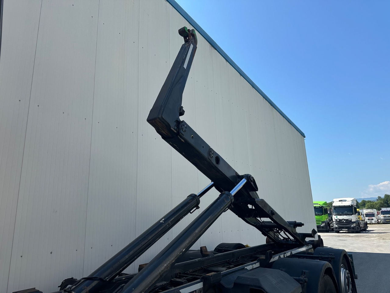 Iveco Stralis 500EEV 20T Meiller Lenkachse Retarder - Xe tải nâng móc: hình 5 Iveco Stralis 500EEV 20T Meiller Lenkachse Retarder - Xe tải nâng móc: hình 5