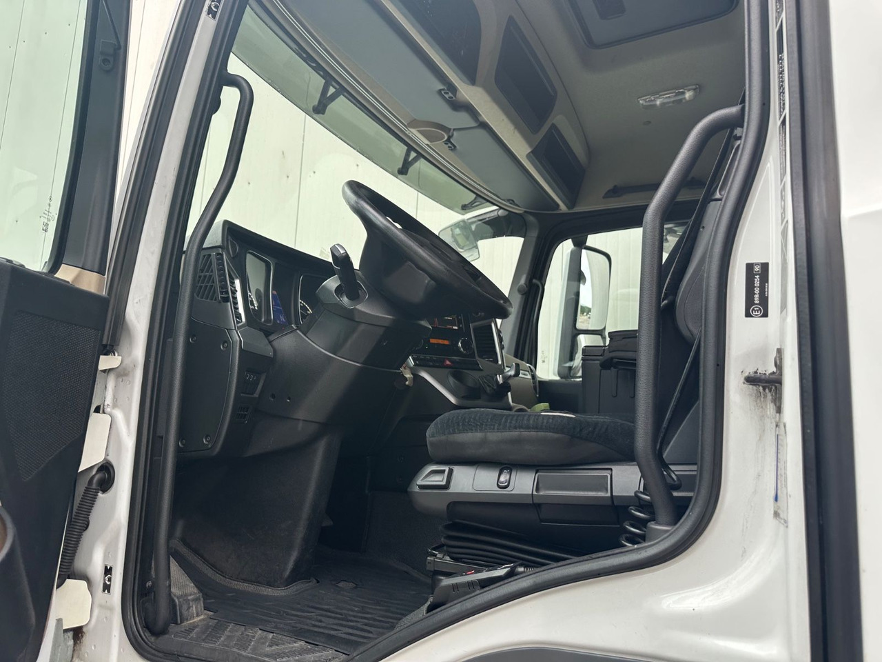 Xe chở container/ Xe tải hoán đổi thân Mercedes-Benz Actros 1946: hình 8