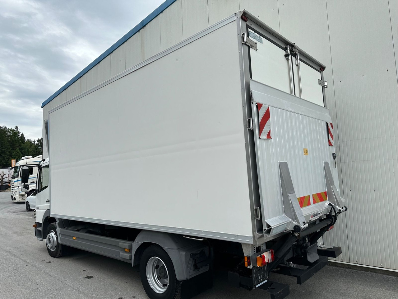 Mercedes-Benz Atego 1224 Automat Klima TK-29C - Xe tải đông lạnh: hình 4 Mercedes-Benz Atego 1224 Automat Klima TK-29C - Xe tải đông lạnh: hình 4