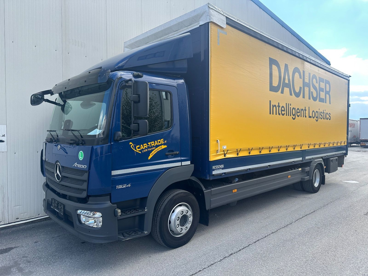 Mercedes-Benz Atego 1524 LBW - Xe tải thùng mui bạt: hình 1 Mercedes-Benz Atego 1524 LBW - Xe tải thùng mui bạt: hình 1