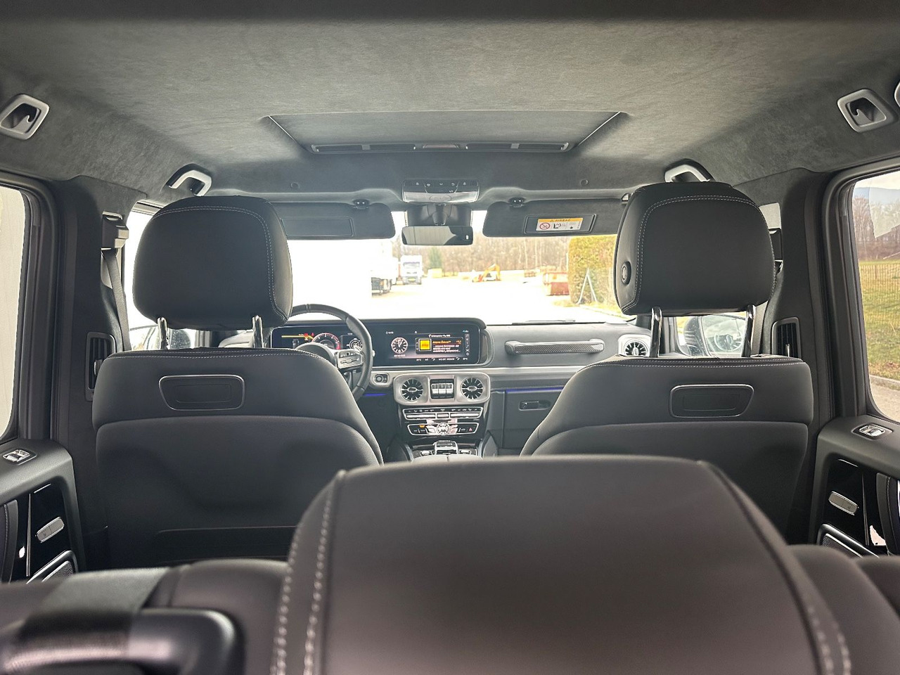 Mercedes-Benz G 63 AMG Mango Matt Night - SUV: hình 5 Mercedes-Benz G 63 AMG Mango Matt Night - SUV: hình 5