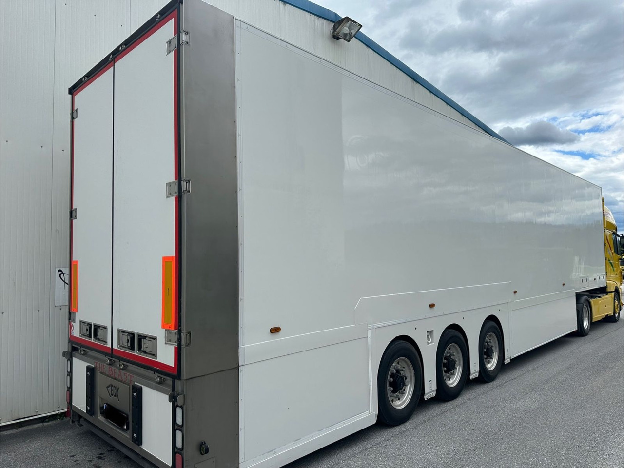 Van Eck Dubbeldeck T3Z Carrier Multi/Temp - Sơ mi rơ moóc hộp kín: hình 3 Van Eck Dubbeldeck T3Z Carrier Multi/Temp - Sơ mi rơ moóc hộp kín: hình 3