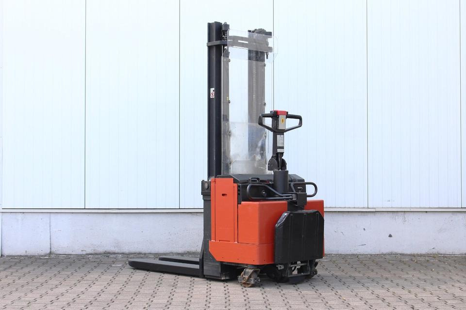 BT LSV1250 - 3400mm - Máy xếp chồng: hình 1 BT LSV1250 - 3400mm - Máy xếp chồng: hình 1