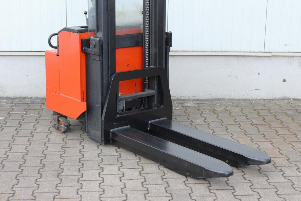 BT LSV1250 - 3400mm - Máy xếp chồng: hình 5 BT LSV1250 - 3400mm - Máy xếp chồng: hình 5