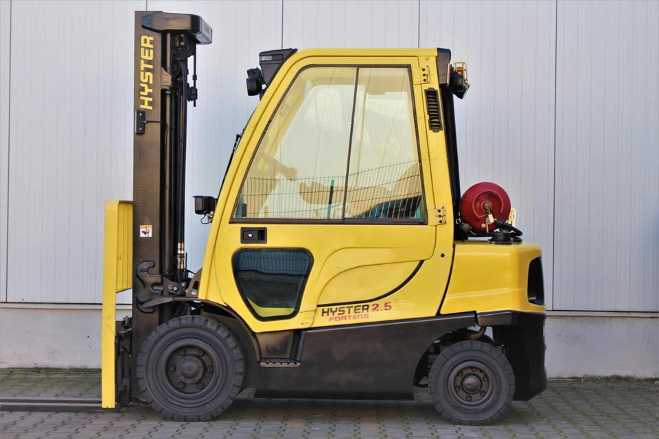 HYSTER H2.5FT Gas 2500kg Kabine 2018 Stapler UVV ✅ - Xe nâng gas: hình 4 HYSTER H2.5FT Gas 2500kg Kabine 2018 Stapler UVV ✅ - Xe nâng gas: hình 4