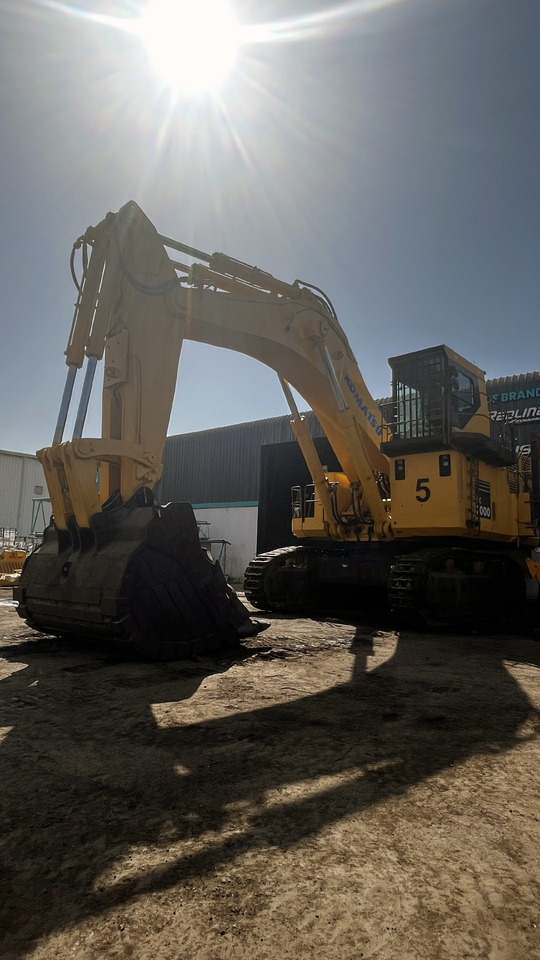 KOMATSU PC2000-8 - Máy xúc bánh xích: hình 3 KOMATSU PC2000-8 - Máy xúc bánh xích: hình 3