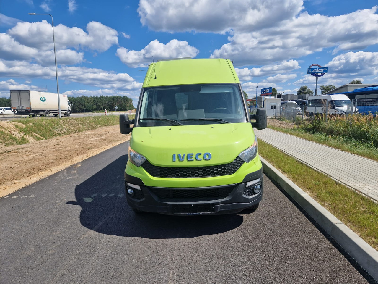 IVECO DAILY FORVEDA - Xe cắm trại tích hợp: hình 4 IVECO DAILY FORVEDA - Xe cắm trại tích hợp: hình 4