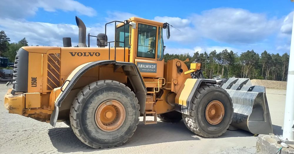 Volvo L150E - Máy xúc lật bánh lốp: hình 3 Volvo L150E - Máy xúc lật bánh lốp: hình 3