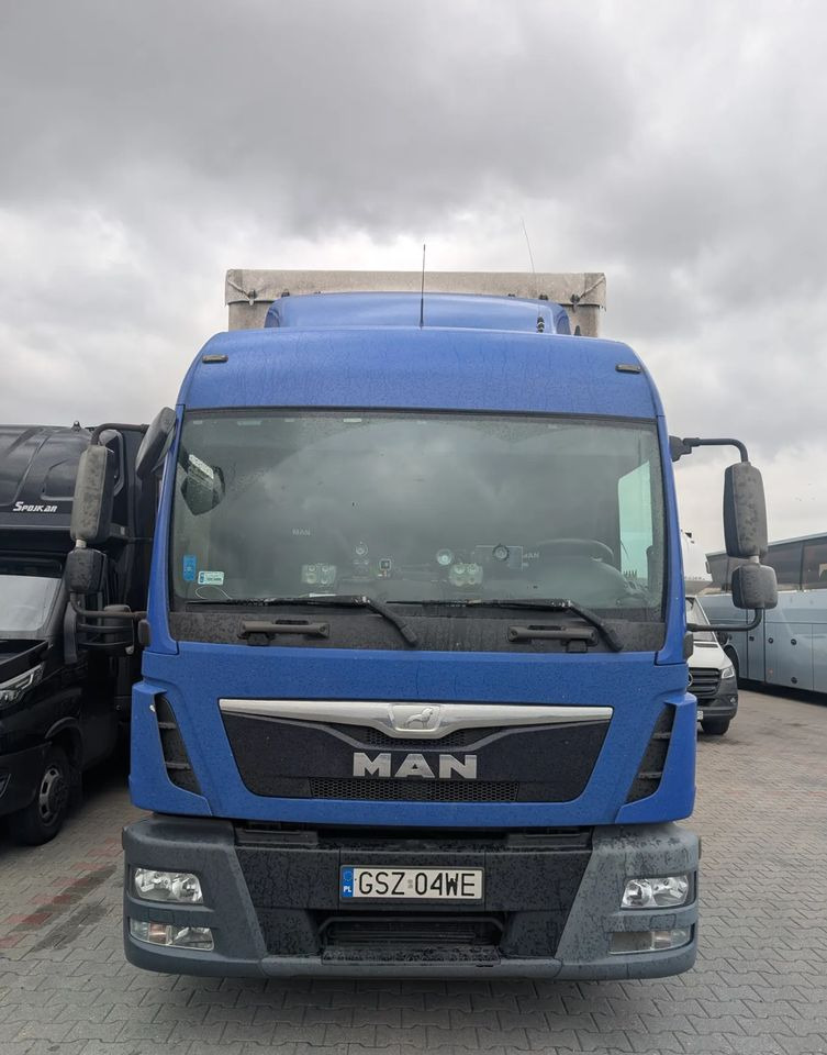 MAN TRUCK TGL - Xe tải thùng mui bạt: hình 2 MAN TRUCK TGL - Xe tải thùng mui bạt: hình 2