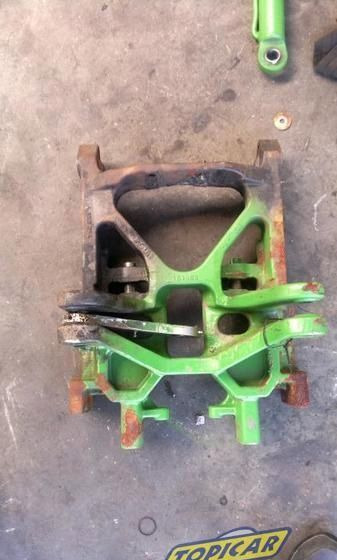 JOHN DEERE WÓZEK ŁAWA PRZÓD Support L155254 - Hệ thống treo cho Máy móc nông nghiệp: hình 4 JOHN DEERE WÓZEK ŁAWA PRZÓD Support L155254 - Hệ thống treo cho Máy móc nông nghiệp: hình 4