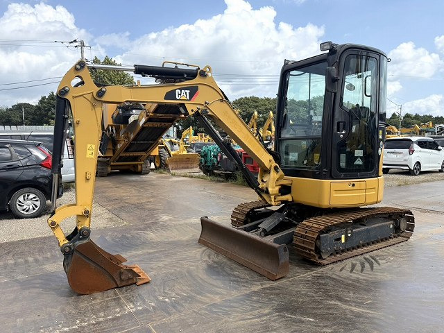 CAT 303ECR - Máy xúc mini: hình 1 CAT 303ECR - Máy xúc mini: hình 1