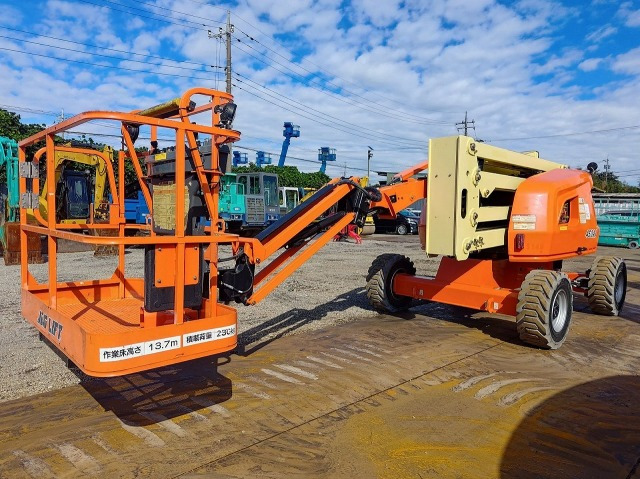 JLG 450AJ - Xe nâng người nhiều khớp nối: hình 1 JLG 450AJ - Xe nâng người nhiều khớp nối: hình 1