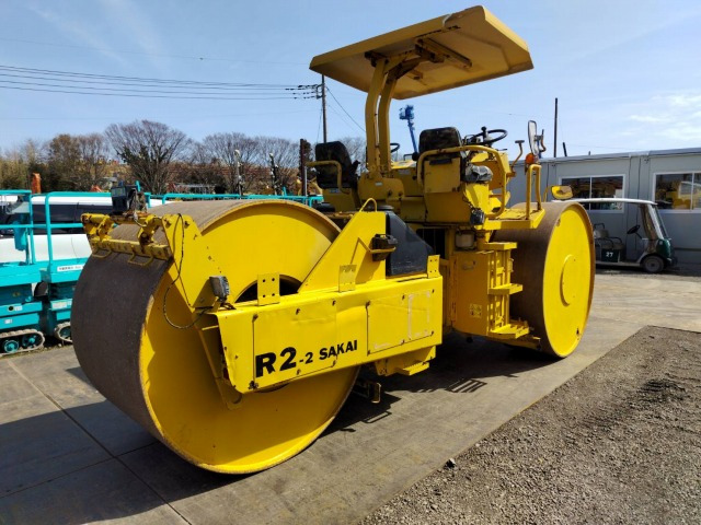 SAKAI R2-2 - Máy lăn đường: hình 3 SAKAI R2-2 - Máy lăn đường: hình 3