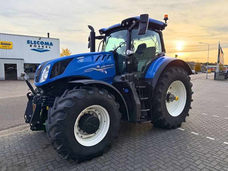 New Holland T7.275HD AC Stage V New Gen - Máy cày: hình 1 New Holland T7.275HD AC Stage V New Gen - Máy cày: hình 1
