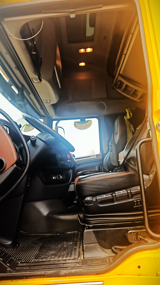 DAF XF 430 FTS - Xe đầu kéo: hình 5 DAF XF 430 FTS - Xe đầu kéo: hình 5