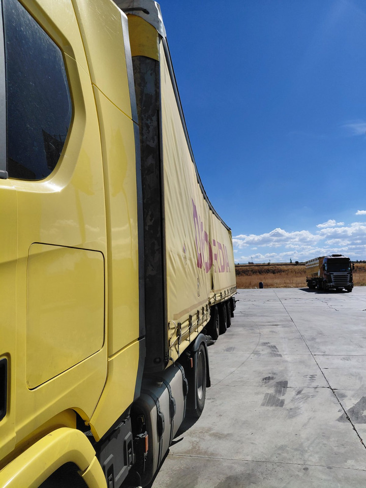 SCHMITZ SCB S3 - located in Spain - Sơ mi rơ moóc mui bạt: hình 5 SCHMITZ SCB S3 - located in Spain - Sơ mi rơ moóc mui bạt: hình 5
